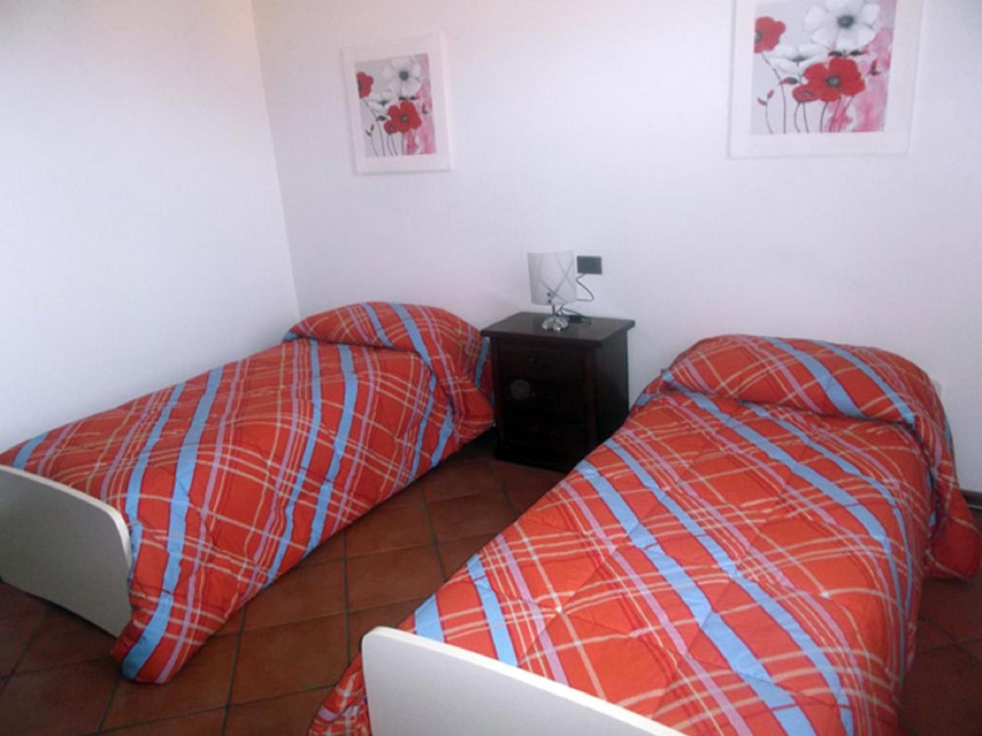 Crespi House Bed & Breakfast Парабиаго Стая снимка